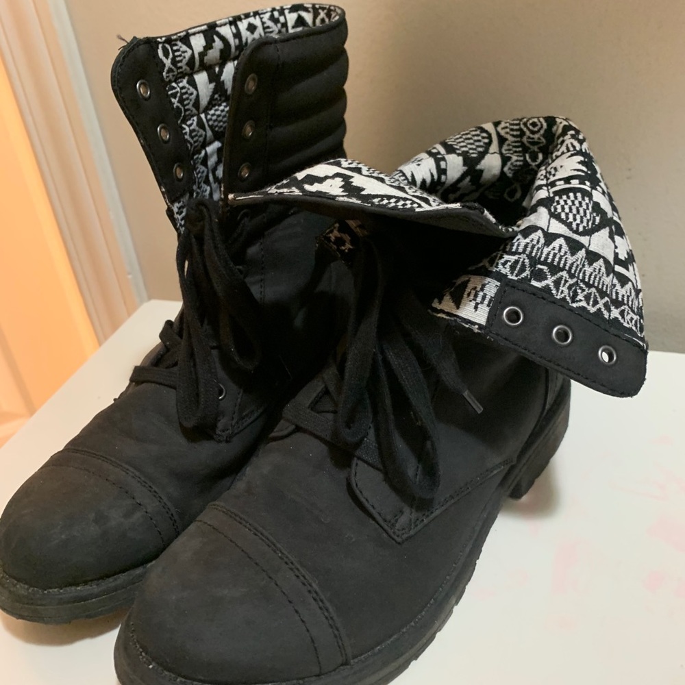 Roxy boots - Picture 2 of 3